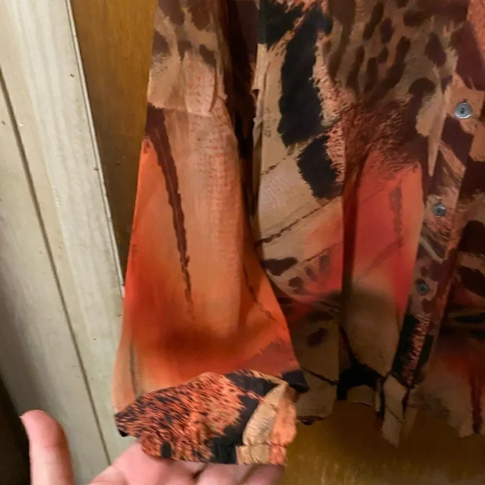 𝅺DA-NANG silk top - Picture 3 of 5